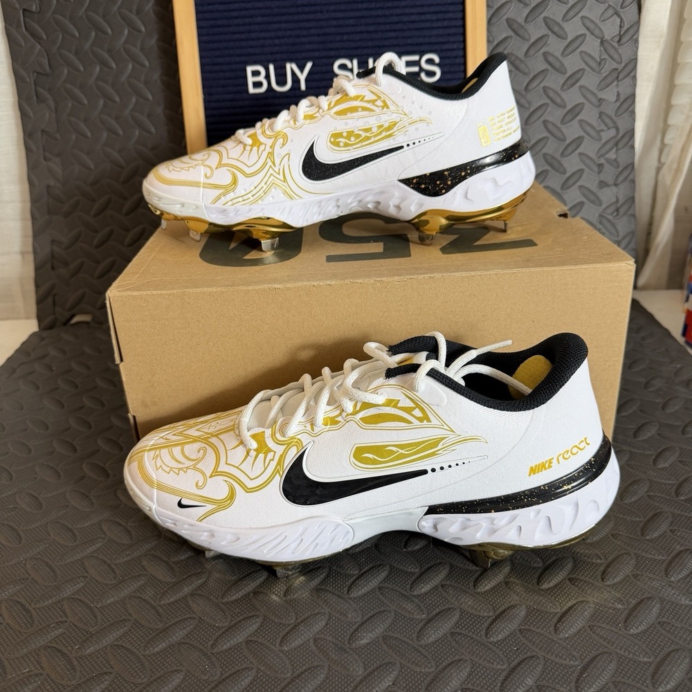 Nike Alpha Huarache Elite 3 Premium Low Metal Baseball Cleats Size 9 White/Gold